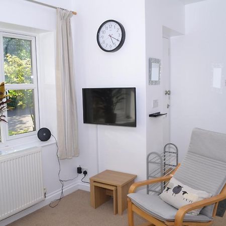 Beautiful Studio In Ely Exterior photo